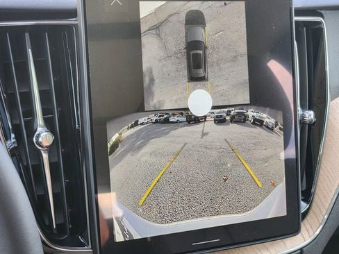 New 2026 Volvo XC60 B5 Plus w/ Climate Package image 21