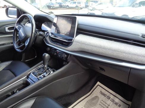 Used 2022 Jeep Compass Latitude w/ Convenience Group AWD/4WD image 27