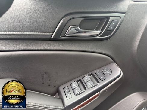 Used 2018 GMC Yukon SLE image 8