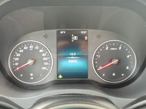 Used 2024 Mercedes-Benz Sprinter 2500 image 30