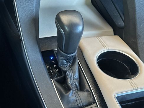 Used 2020 Toyota Avalon Limited w/ Advanced Safety Package FWD image 23