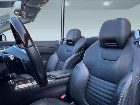 Used 2013 Mercedes-Benz SL 550 w/ Premium Pkg image 19
