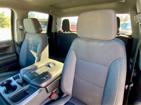 Used 2023 GMC Sierra 1500 SLE w/ Enhanced Capability Package AWD/4WD image 31