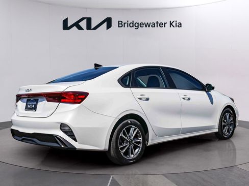 Certified 2023 Kia Forte LXS w/ LXS Technology Package FWD image 6