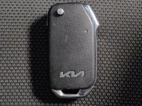 Used 2023 Kia Forte LX FWD image 32