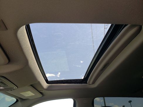 Used 2022 Chevrolet Silverado 3500 LTZ w/ LTZ Texas Edition image 9