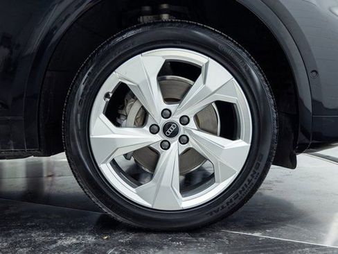 Used 2022 Audi Q5 2.0T Prestige w/ Prestige Package image 28