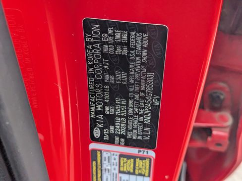 Used 2016 Kia Soul + image 32