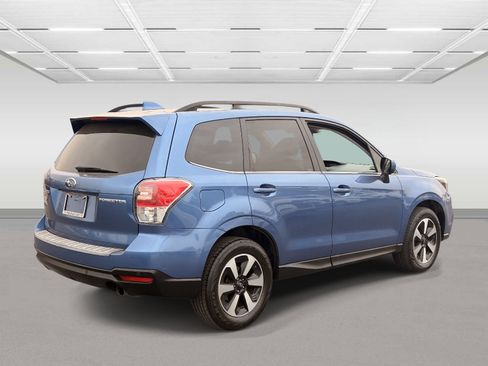 Used 2018 Subaru Forester 2.5i Limited AWD/4WD image 5