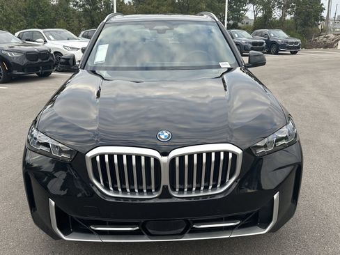 New 2026 BMW X5 xDrive50e w/ Executive Package image 3