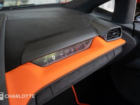 Used 2024 Lamborghini Revuelto AWD/4WD image 28