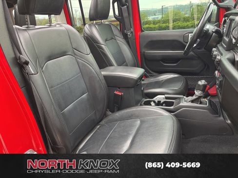 Used 2021 Jeep Wrangler Unlimited Sahara image 29