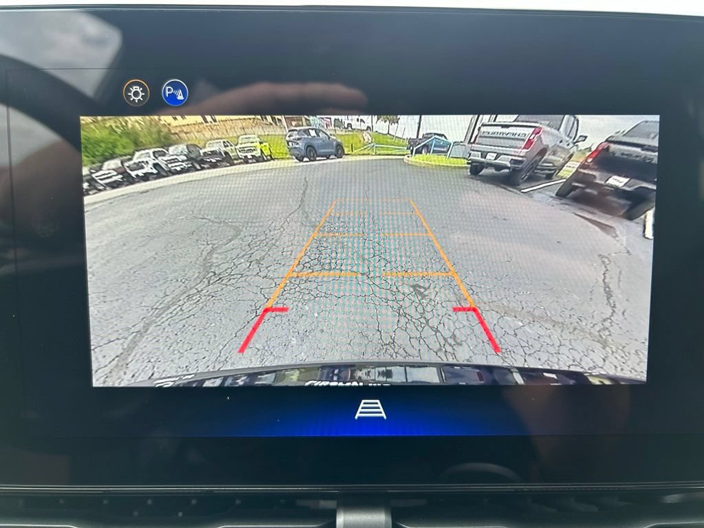 Used 2026 Chevrolet Equinox LT AWD/4WD image 28