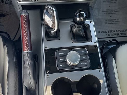 Used 2025 INEOS Grenadier image 13