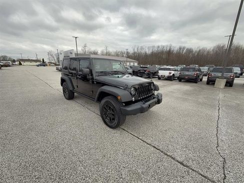 Used 2018 Jeep Wrangler Unlimited Sport image 8