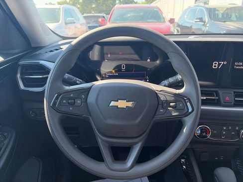 New 2026 Chevrolet TrailBlazer LS w/ LS Convenience Package AWD/4WD image 16