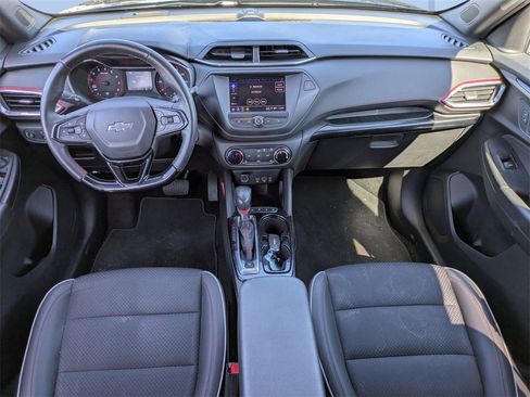 Used 2022 Chevrolet TrailBlazer RS image 14