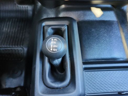 Used 2024 RAM 3500 Tradesman w/ Chrome Appearance Group image 19