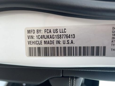 New 2025 Jeep Grand Cherokee L Altitude image 21