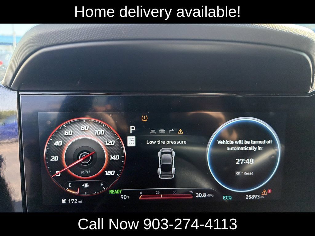 Used 2025 Hyundai Elantra Limited FWD image 23
