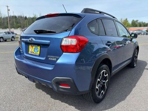 Used 2016 Subaru Crosstrek 2.0i Premium image 7