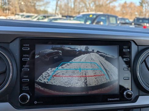 Certified 2021 Toyota Tacoma SR5 image 24