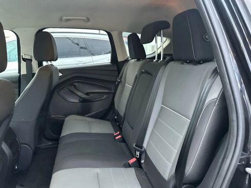 Used 2015 Ford Escape SE image 13