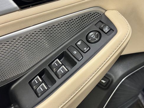 Used 2023 Acura MDX SH-AWD image 13