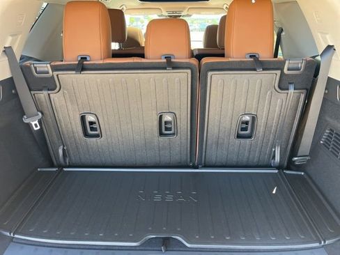 New 2026 Nissan Pathfinder Platinum AWD/4WD image 20