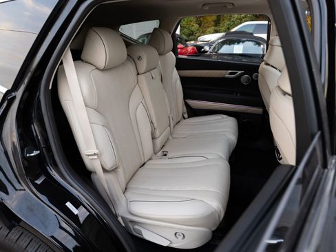 Used 2022 Genesis GV80 3.5T w/ Advanced Package 06 image 23