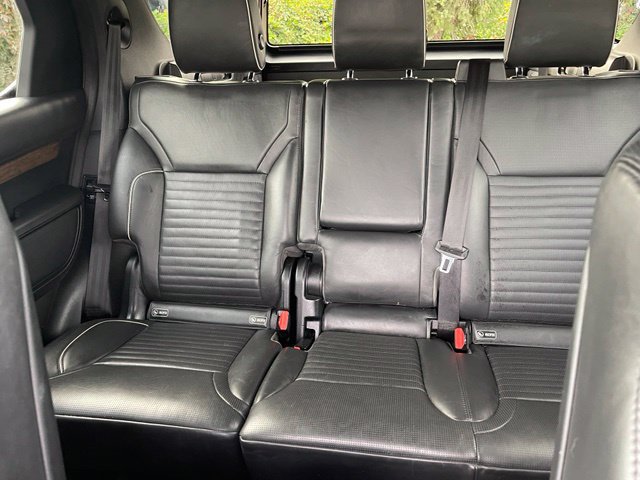 Used 2018 Land Rover Discovery HSE Luxury AWD/4WD image 18
