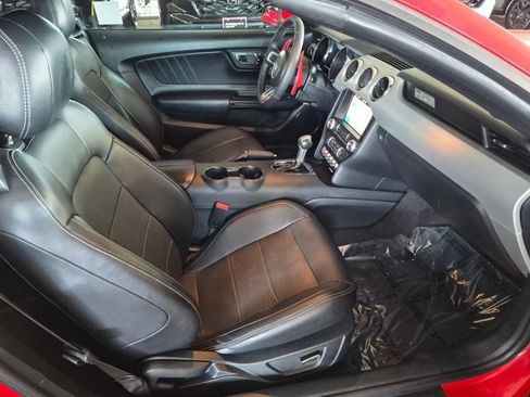 Used 2016 Ford Mustang Premium RWD image 22