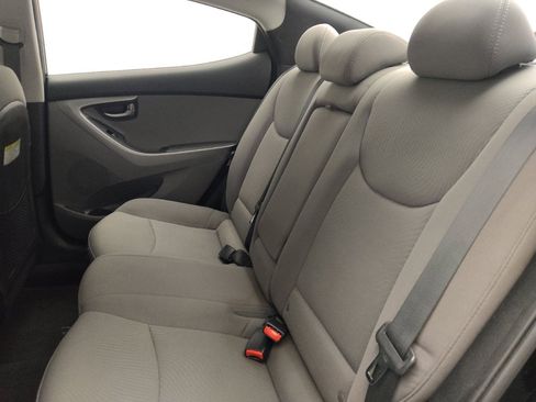 Used 2016 Hyundai Elantra SE FWD image 18