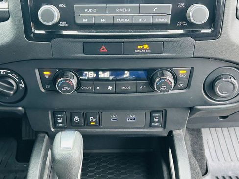Used 2022 Nissan Frontier SV image 20