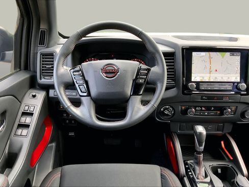 Used 2024 Nissan Frontier PRO-4X w/ Technology Package AWD/4WD image 6