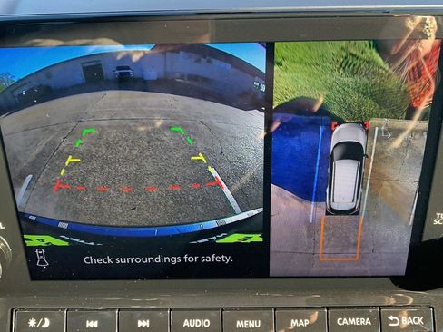 Used 2023 Nissan Rogue Platinum w/ Platinum Premium Package image 5