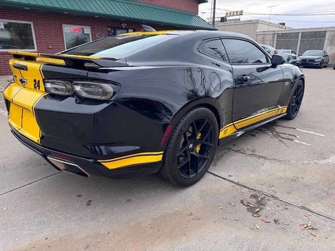 Used 2020 Chevrolet Camaro SS RWD image 5
