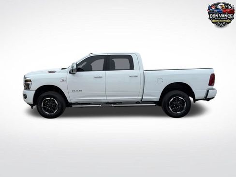 Used 2026 RAM 3500 Laramie AWD/4WD image 3