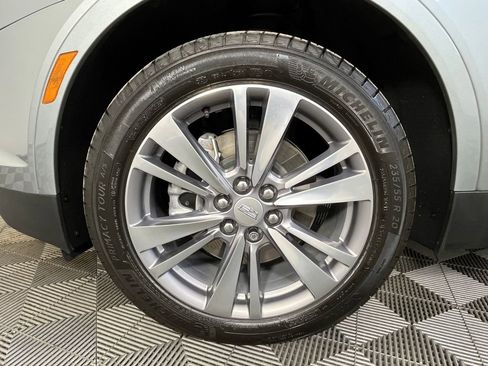 Used 2024 Cadillac XT5 Premium Luxury image 17