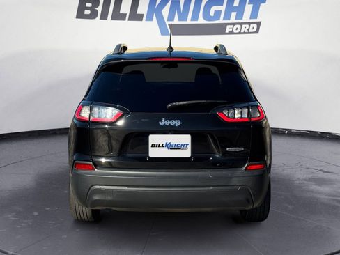 Used 2020 Jeep Cherokee Latitude image 4