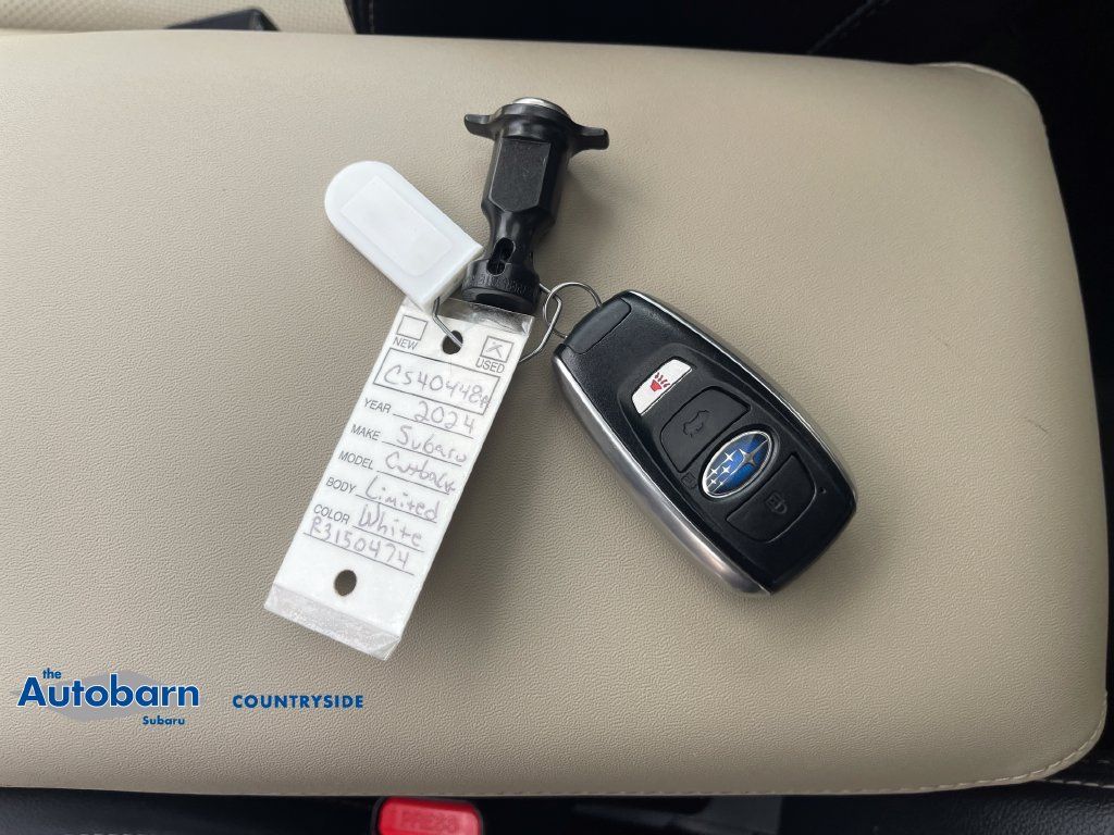 Used 2024 Subaru Outback Limited AWD/4WD image 22