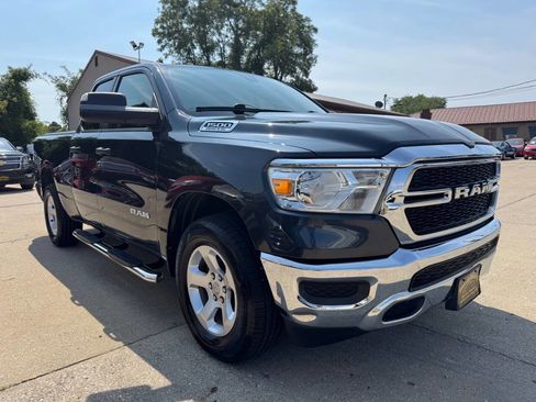 Used 2019 RAM 1500 Tradesman image 3