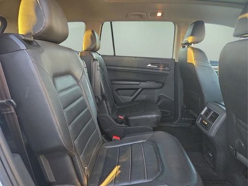 Used 2018 Volkswagen Atlas SEL Premium image 15