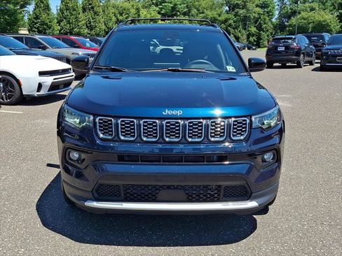 Certified 2024 Jeep Compass Limited AWD/4WD image 8