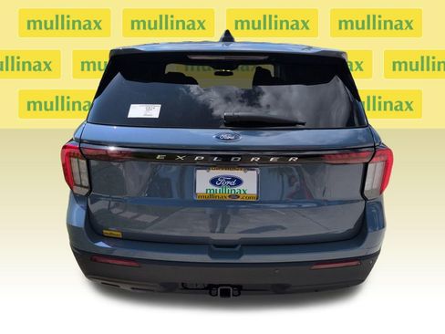 New 2026 Ford Explorer Active RWD image 27