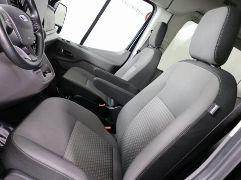 Used 2024 Ford Transit 350 XLT image 9