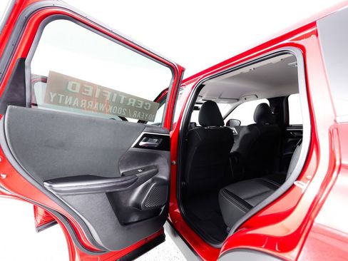 Used 2022 Mitsubishi Outlander ES AWD/4WD image 17