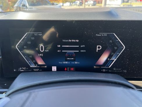 Used 2024 BMW X5 xDrive50e image 17