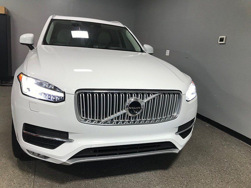 Used 2016 Volvo XC90 T6 Inscription w/ Vision Package AWD/4WD image 8