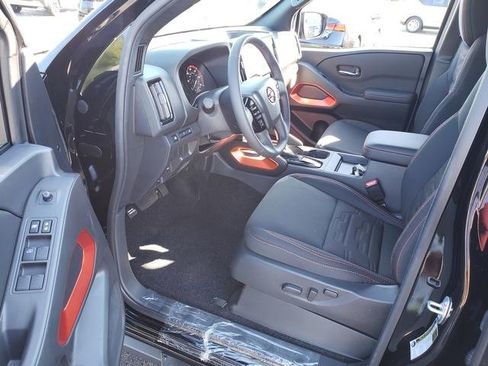 New 2025 Nissan Frontier PRO-4X image 11